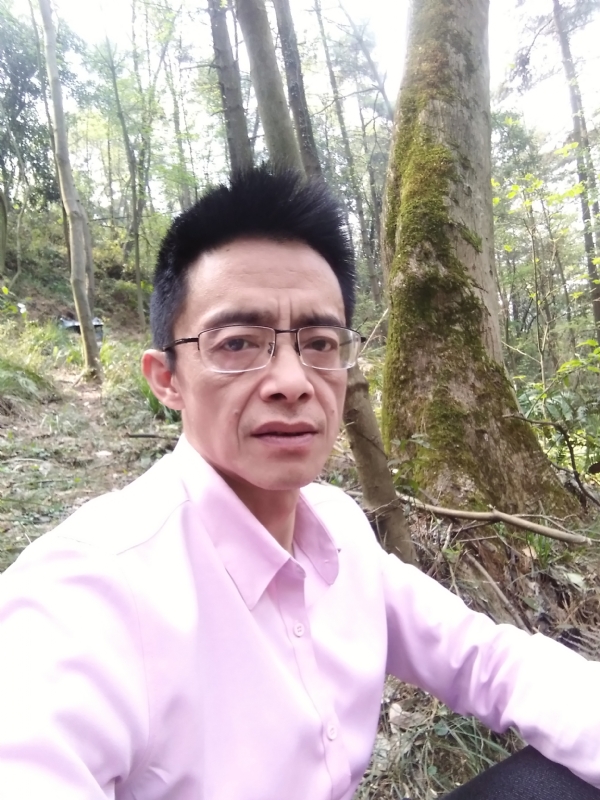 吴彬的第一张照片--贵州上门女婿服务网